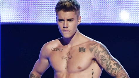 justin bieber desnudo|Fotos de Justin Bieber desnudo causan revuelo en las redes.